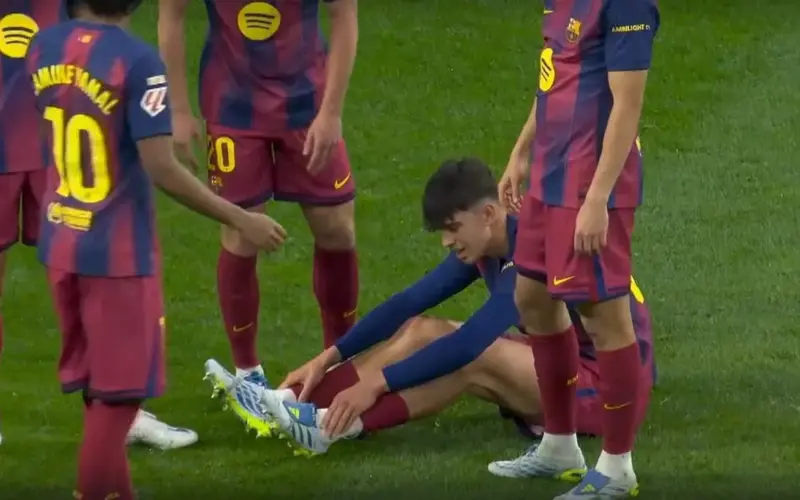 بعد خروجه مصابًا.. موقف بيرنال من لقاء برشلونة وأتلتيكو مدريد في دوري أبطال أوروبا